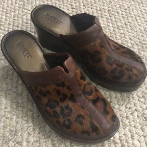 Born Leopard clogs